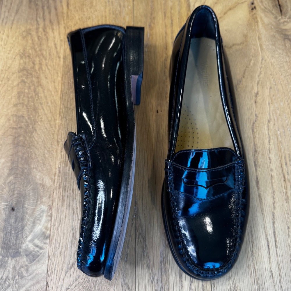 GH Bass Weejuns Women 7.5 Black Patent Leather Penny Loafer Handcrafted Preppy